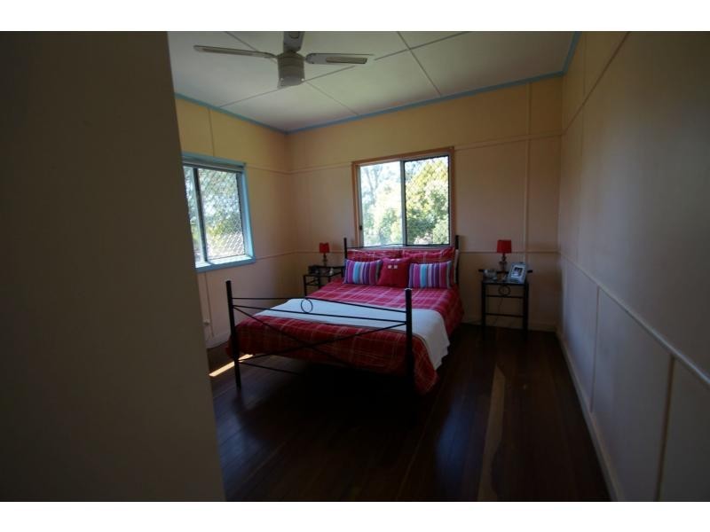 40 Palm Springs Drive, Calavos QLD 4670