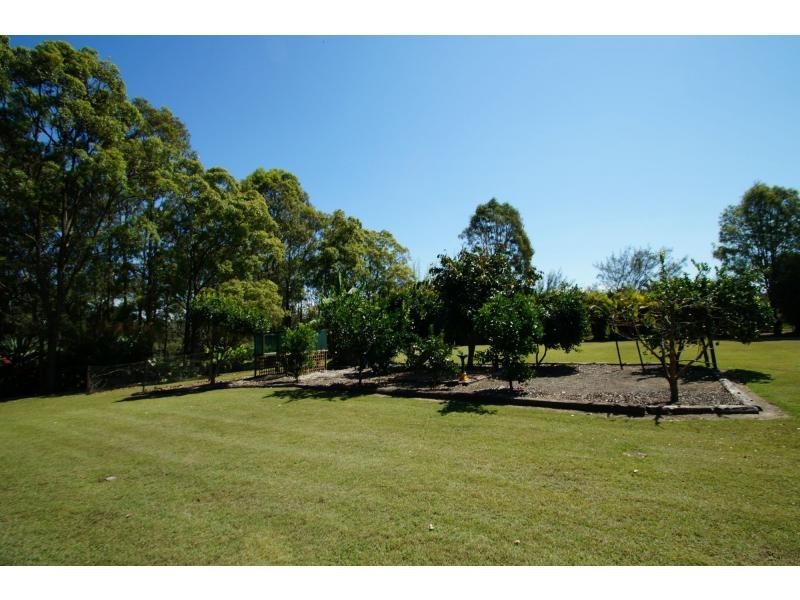 40 Palm Springs Drive, Calavos QLD 4670