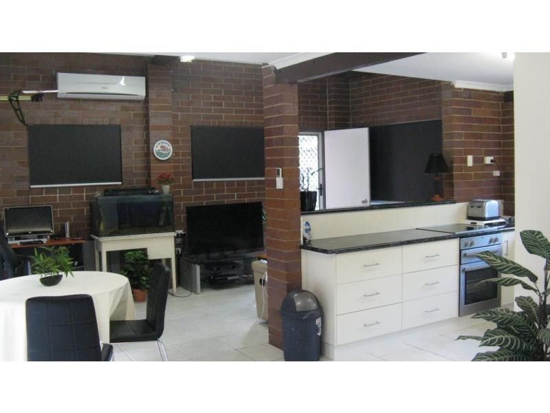 Elliott Heads QLD 4670