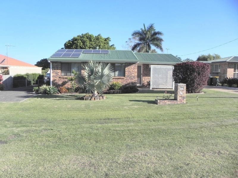 8 Marine Terrace, Burnett Heads QLD 4670