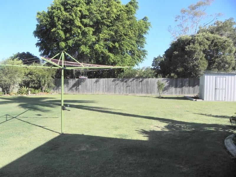 8 Marine Terrace, Burnett Heads QLD 4670