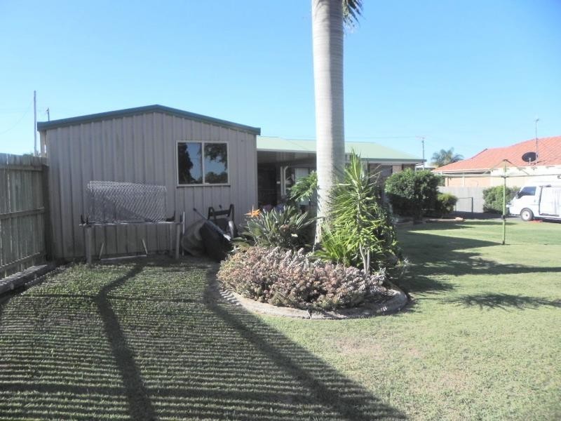 8 Marine Terrace, Burnett Heads QLD 4670