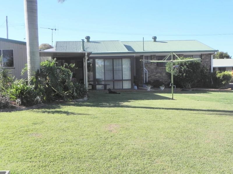 8 Marine Terrace, Burnett Heads QLD 4670