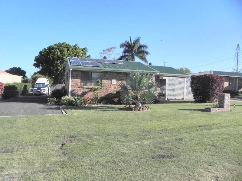 8 Marine Terrace, Burnett Heads QLD 4670
