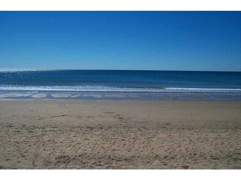 Moore Park Beach QLD 4670