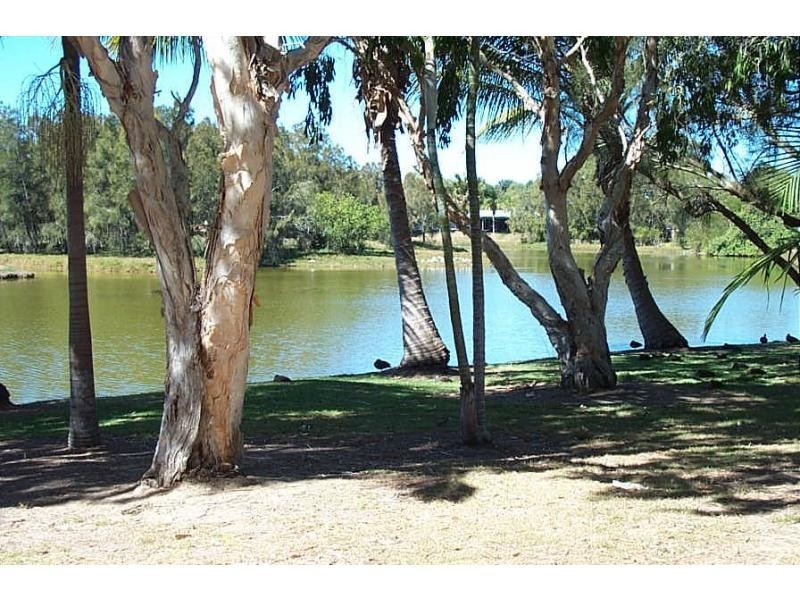 Moore Park Beach QLD 4670