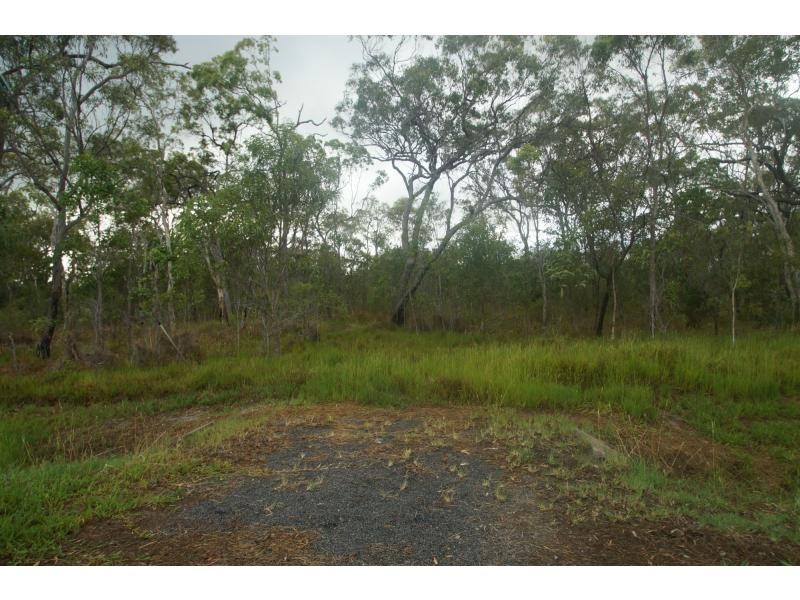 Moore Park Beach QLD 4670