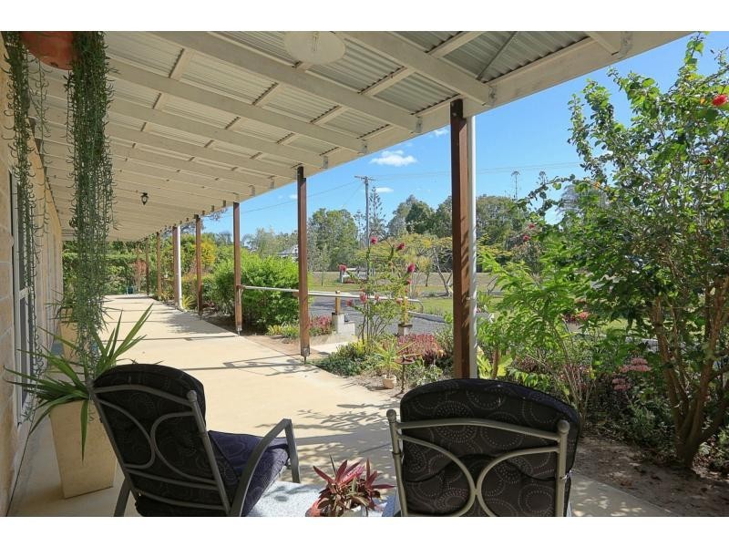 11 Gunsynd Grove, Branyan QLD 4670