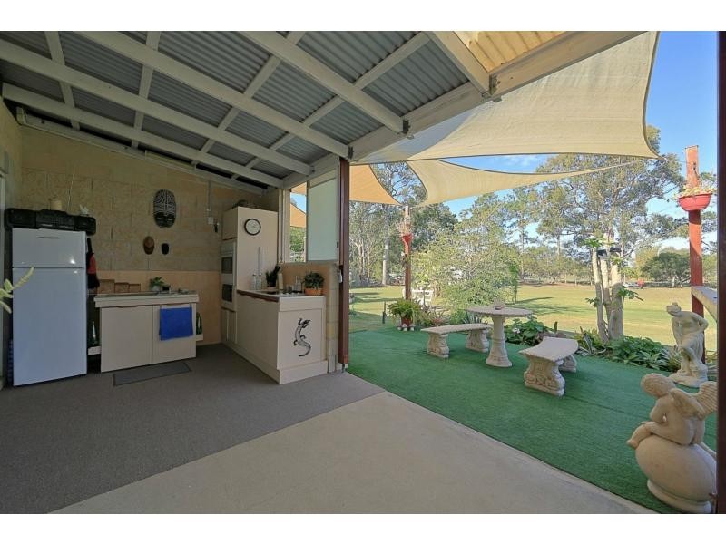 11 Gunsynd Grove, Branyan QLD 4670