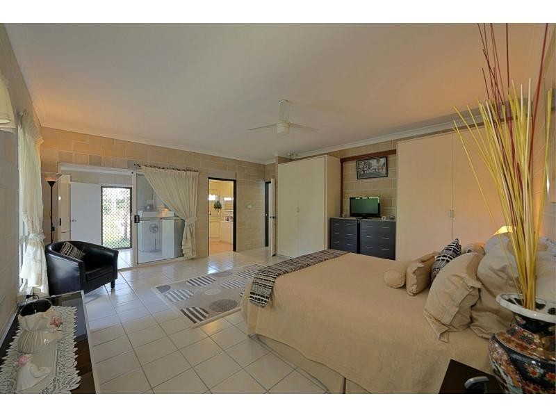 11 Gunsynd Grove, Branyan QLD 4670