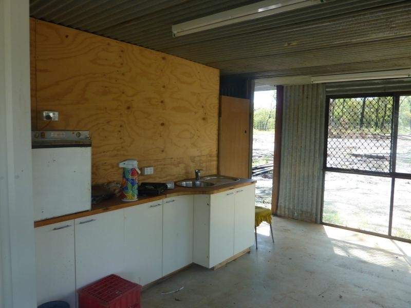 42 Yarrowmere Road, South Kolan QLD 4670