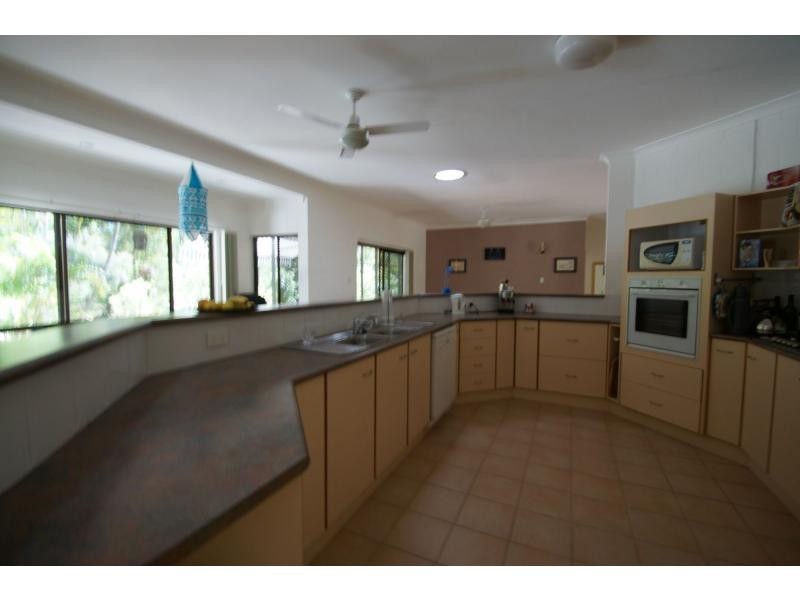 Moore Park Beach QLD 4670