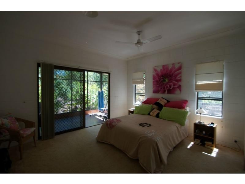 Moore Park Beach QLD 4670