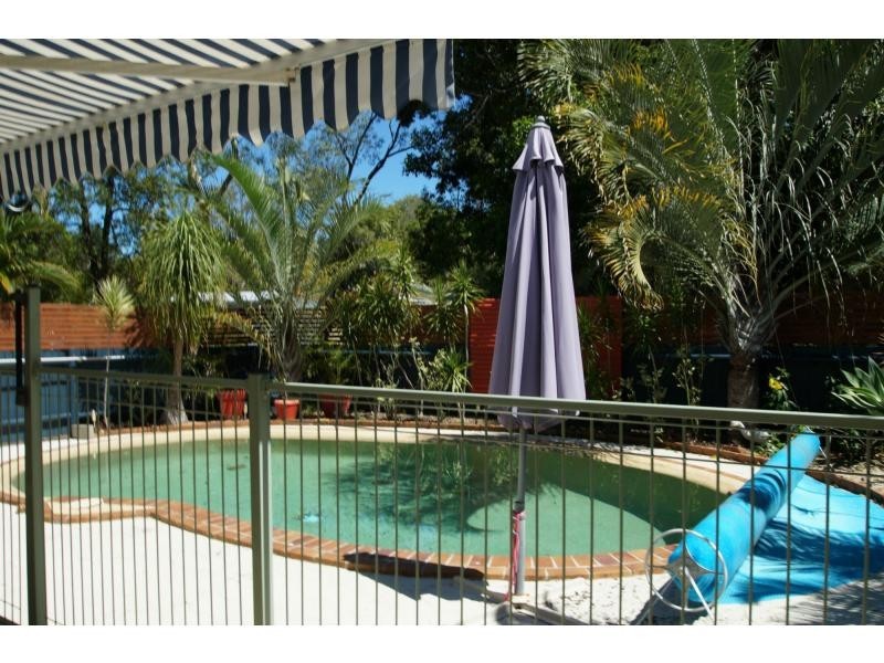 Moore Park Beach QLD 4670