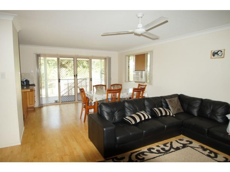 Moore Park Beach QLD 4670