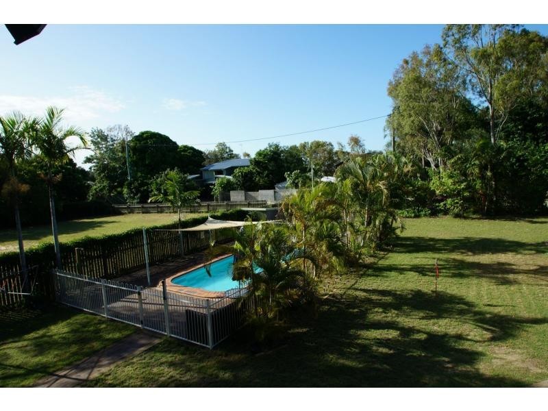 Moore Park Beach QLD 4670