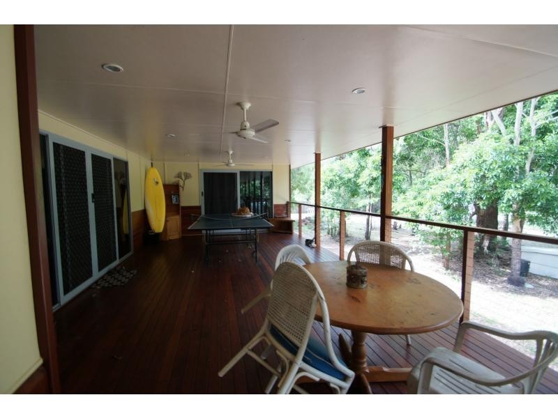 Moore Park Beach QLD 4670