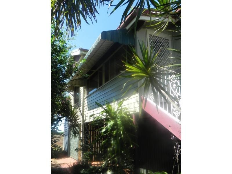 278 Burnett Heads Road, Burnett Heads QLD 4670