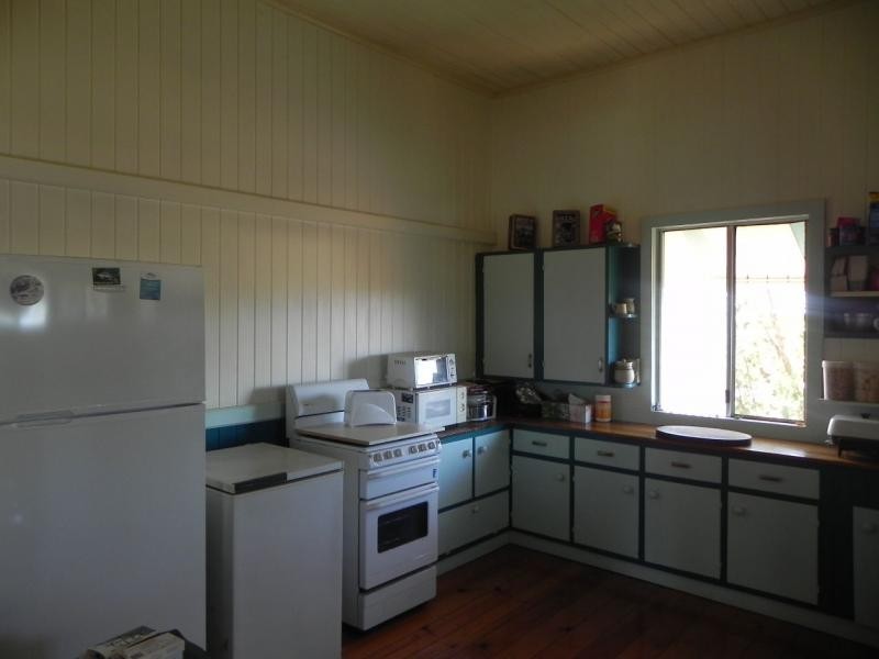 278 Burnett Heads Road, Burnett Heads QLD 4670