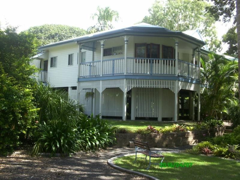 Moore Park Beach QLD 4670