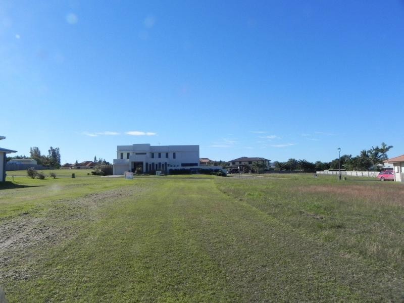 162 Barolin Esplanade, Coral Cove QLD 4670