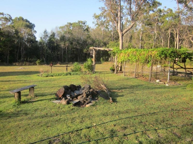 Moore Park Beach QLD 4670