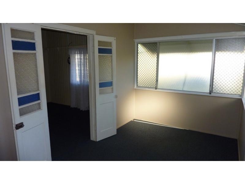 98 Maryborough Street, Walkervale QLD 4670