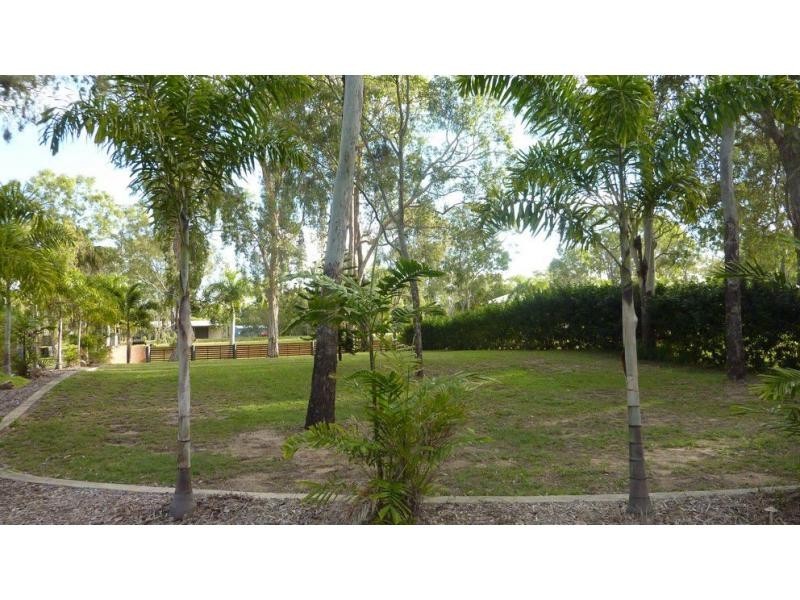 Moore Park Beach QLD 4670