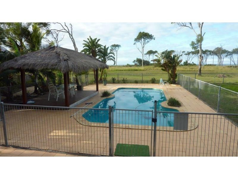 Moore Park Beach QLD 4670