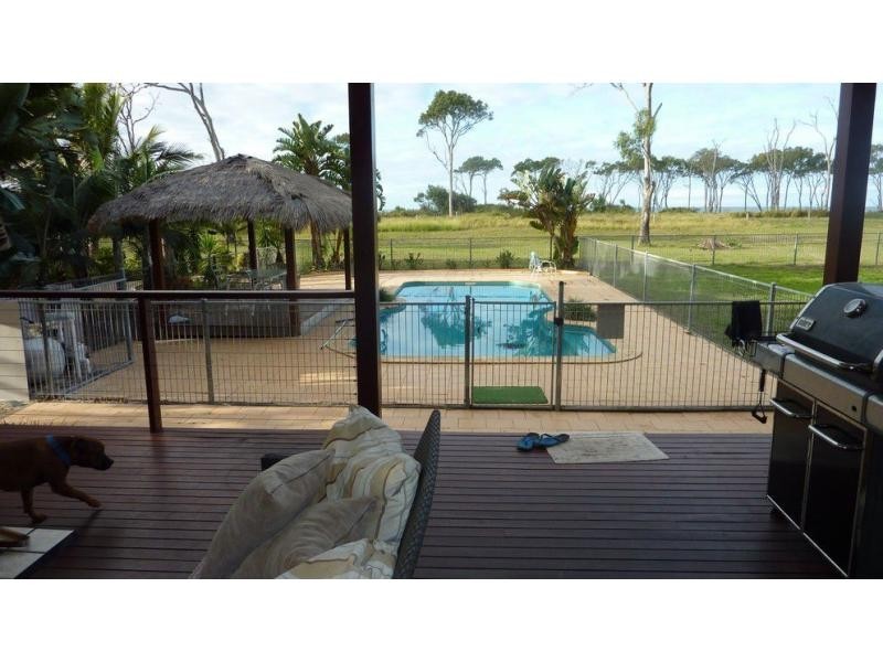 Moore Park Beach QLD 4670