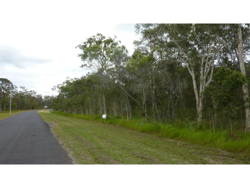 Moore Park Beach QLD 4670
