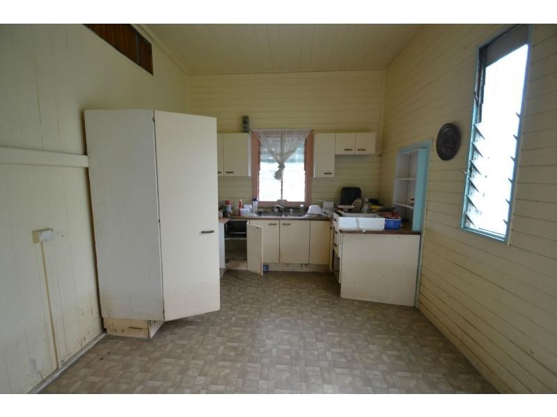 7 CROSS Street, Bundaberg East QLD 4670
