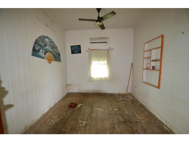 7 CROSS Street, Bundaberg East QLD 4670