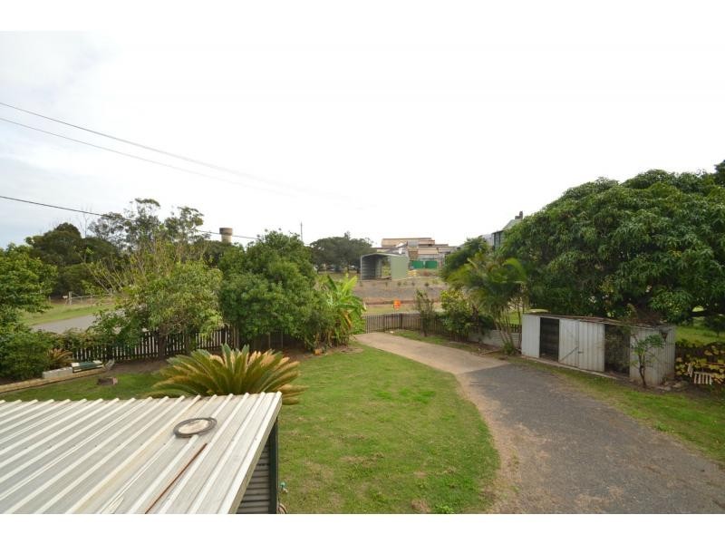 7 CROSS Street, Bundaberg East QLD 4670