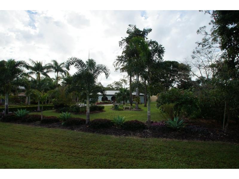 19 Arcadia Drive, Branyan QLD 4670