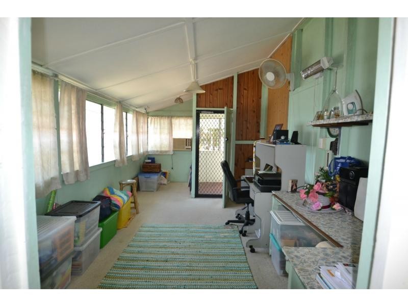 2A Walker Street, Walkervale QLD 4670