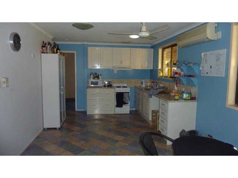 34 Avokahville Avenue, Avoca QLD 4670