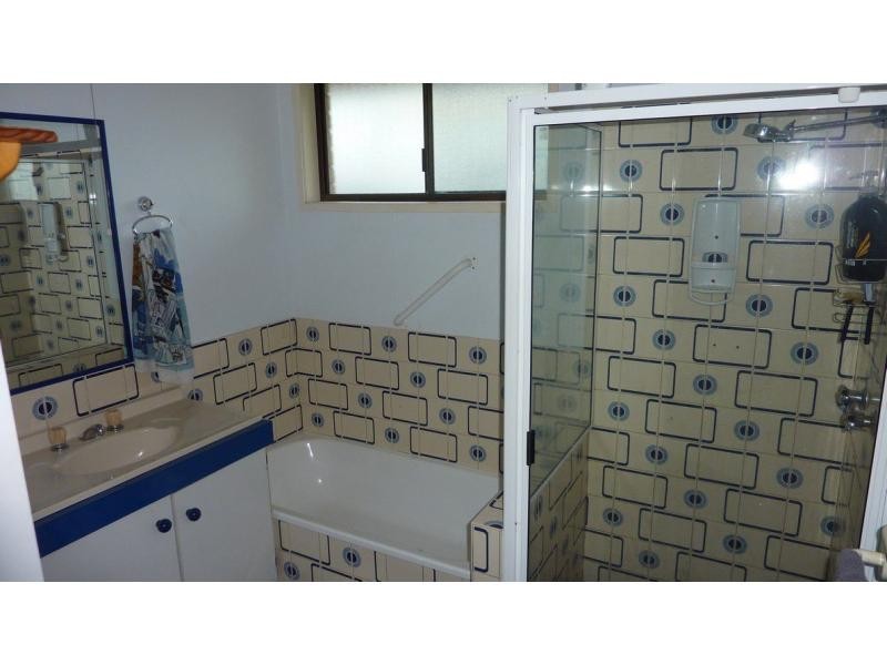 34 Avokahville Avenue, Avoca QLD 4670