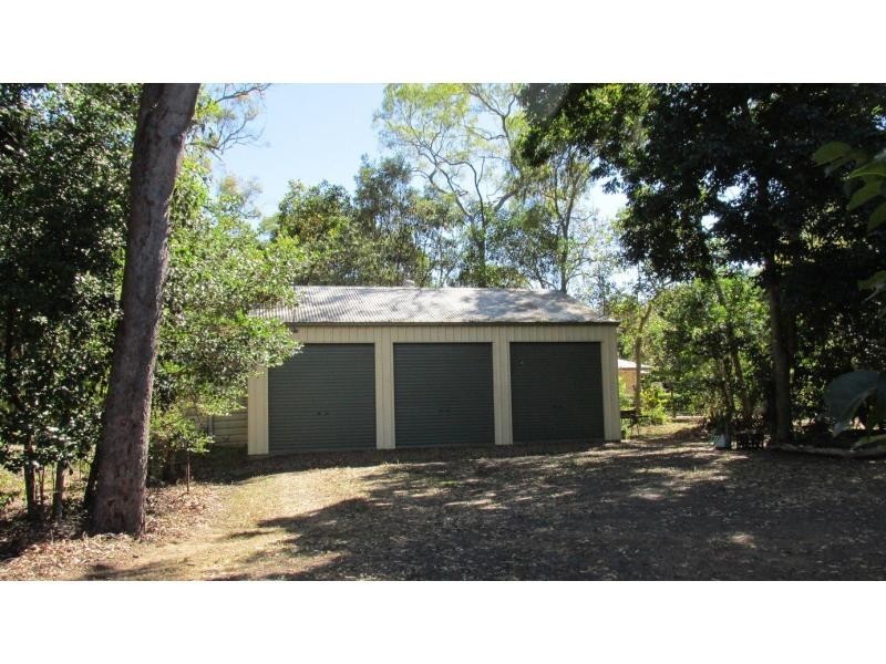 8 Kingfisher Crescent, Moore Park Beach QLD 4670