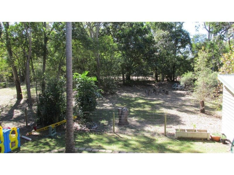 8 Kingfisher Crescent, Moore Park Beach QLD 4670