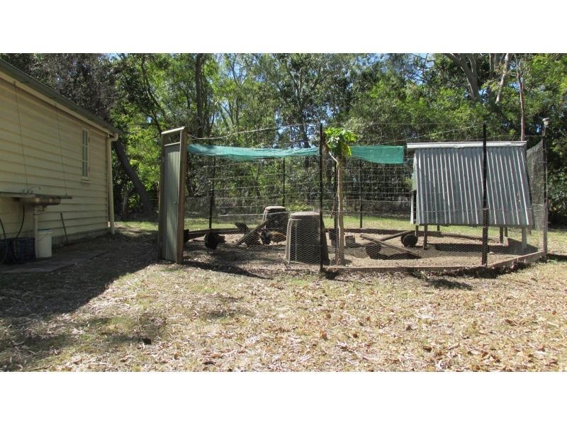 8 Kingfisher Crescent, Moore Park Beach QLD 4670