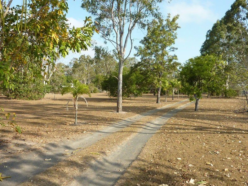 9 Pleasant Drive, Sharon QLD 4670