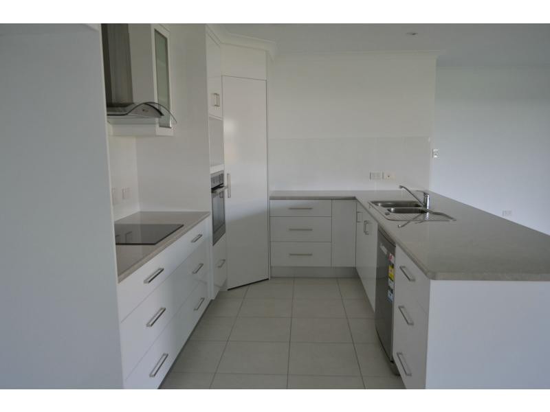12 Beech Links Drive, Belle Eden, Ashfield QLD 4670