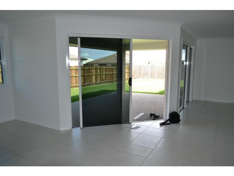 12 Beech Links Drive, Belle Eden, Ashfield QLD 4670