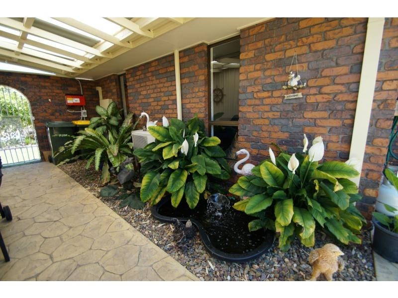 14 Brolga Court, Eli Waters QLD 4655