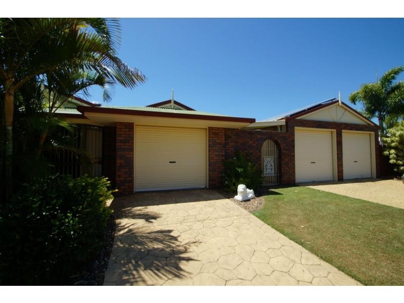 14 Brolga Court, Eli Waters QLD 4655