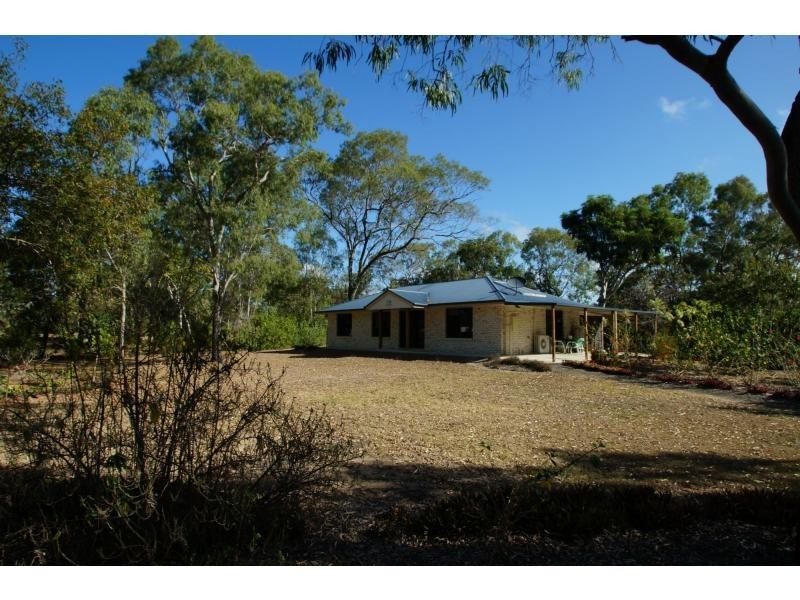 5 Kingfisher Crescent, Moore Park Beach QLD 4670