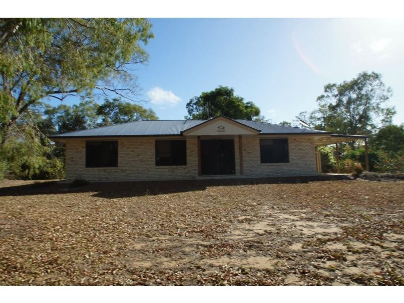 5 Kingfisher Crescent, Moore Park Beach QLD 4670