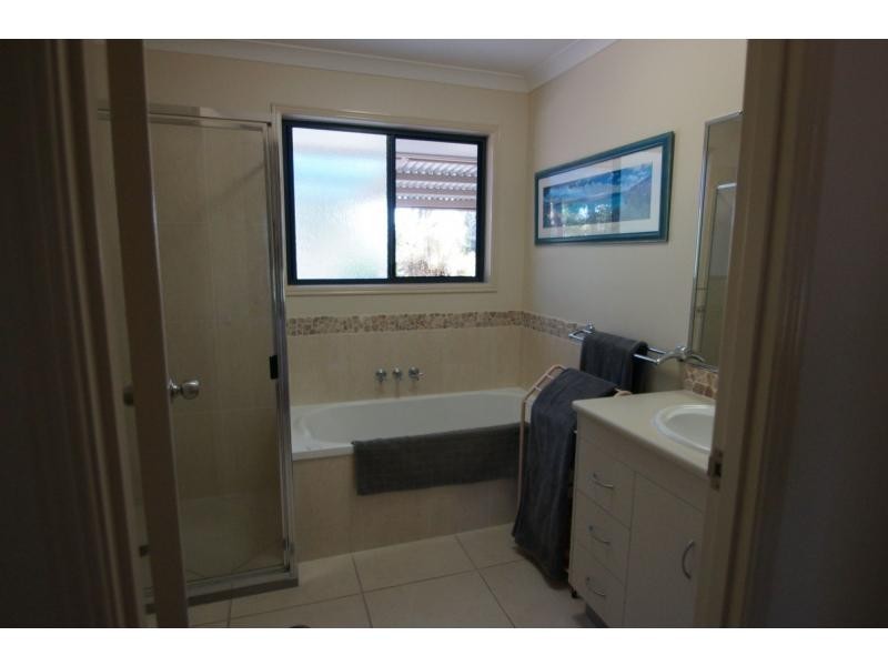 5 Kingfisher Crescent, Moore Park Beach QLD 4670