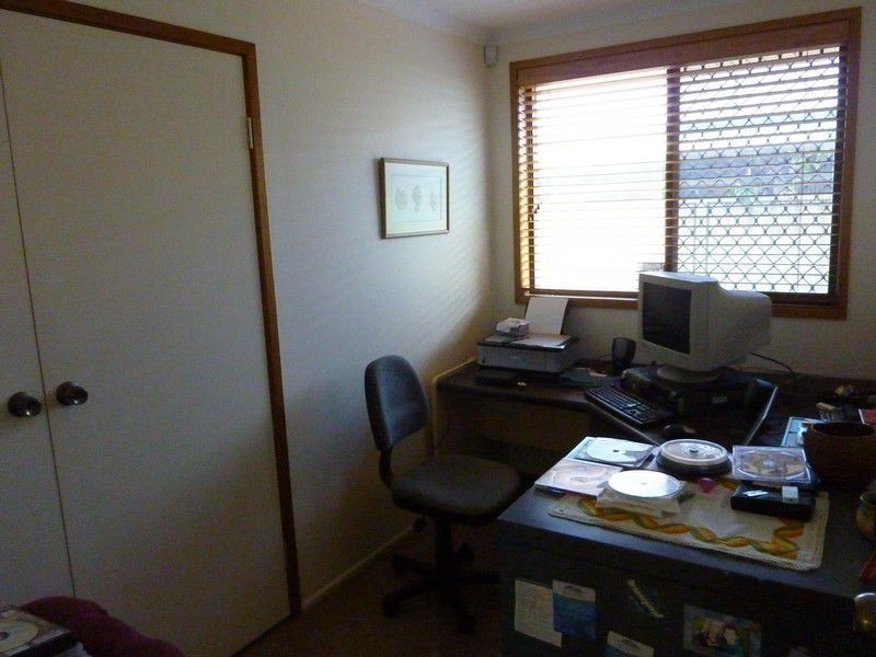 13 East West avenue, Avoca QLD 4670